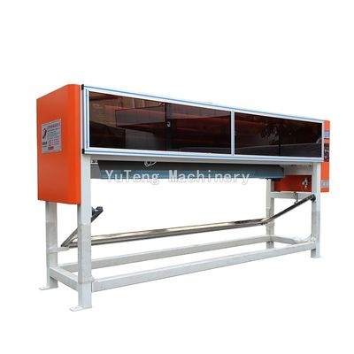 Taglio automatico di pannelli computerizzati per il rivestimento di materassi